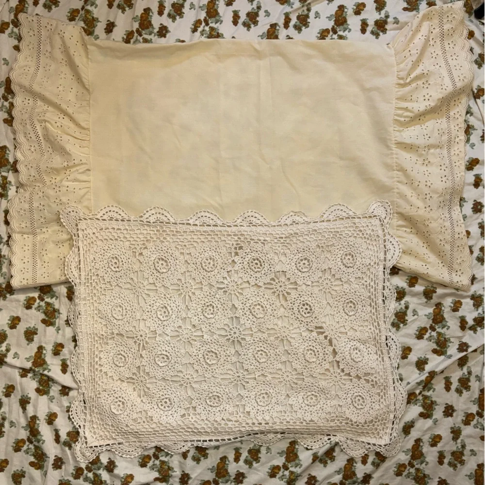 Bundle of Vintage Pillow Cases 100% Cotton Medium and Large